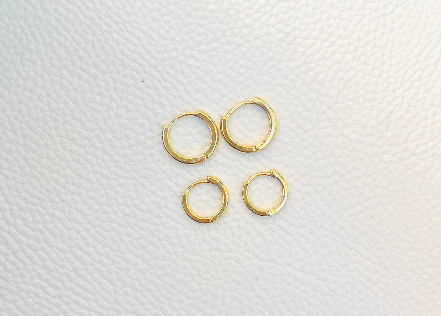 Hazel Huggie Hoops - Nova Ray