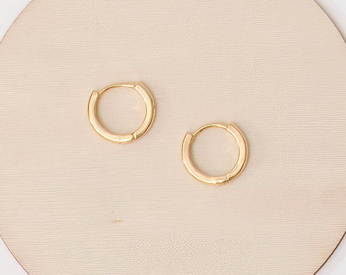 Hazel Huggie Hoops - Nova Ray